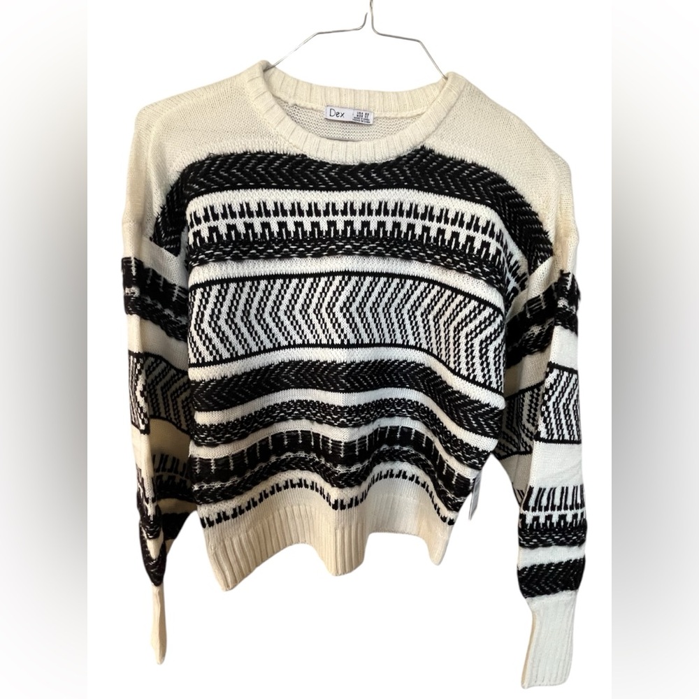 NWT Women’s Dex Sweater in Black and Creamy White in Size XS. - Picture 2 of 12